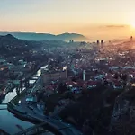 Udoban I Moderan Stan U Sarajevu.